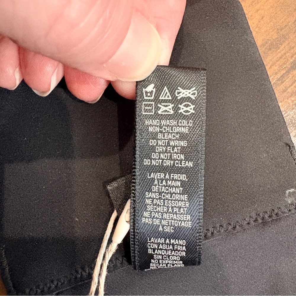 SKIMS Balconette Bra Spring Minimalist Black 36DDD - Picture 4 of 5